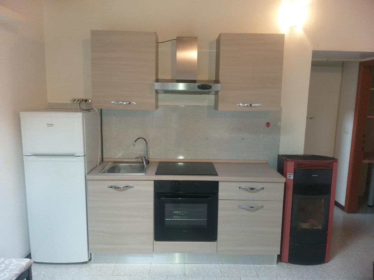 SleepinGarda Apartment Tenno Bagian luar foto