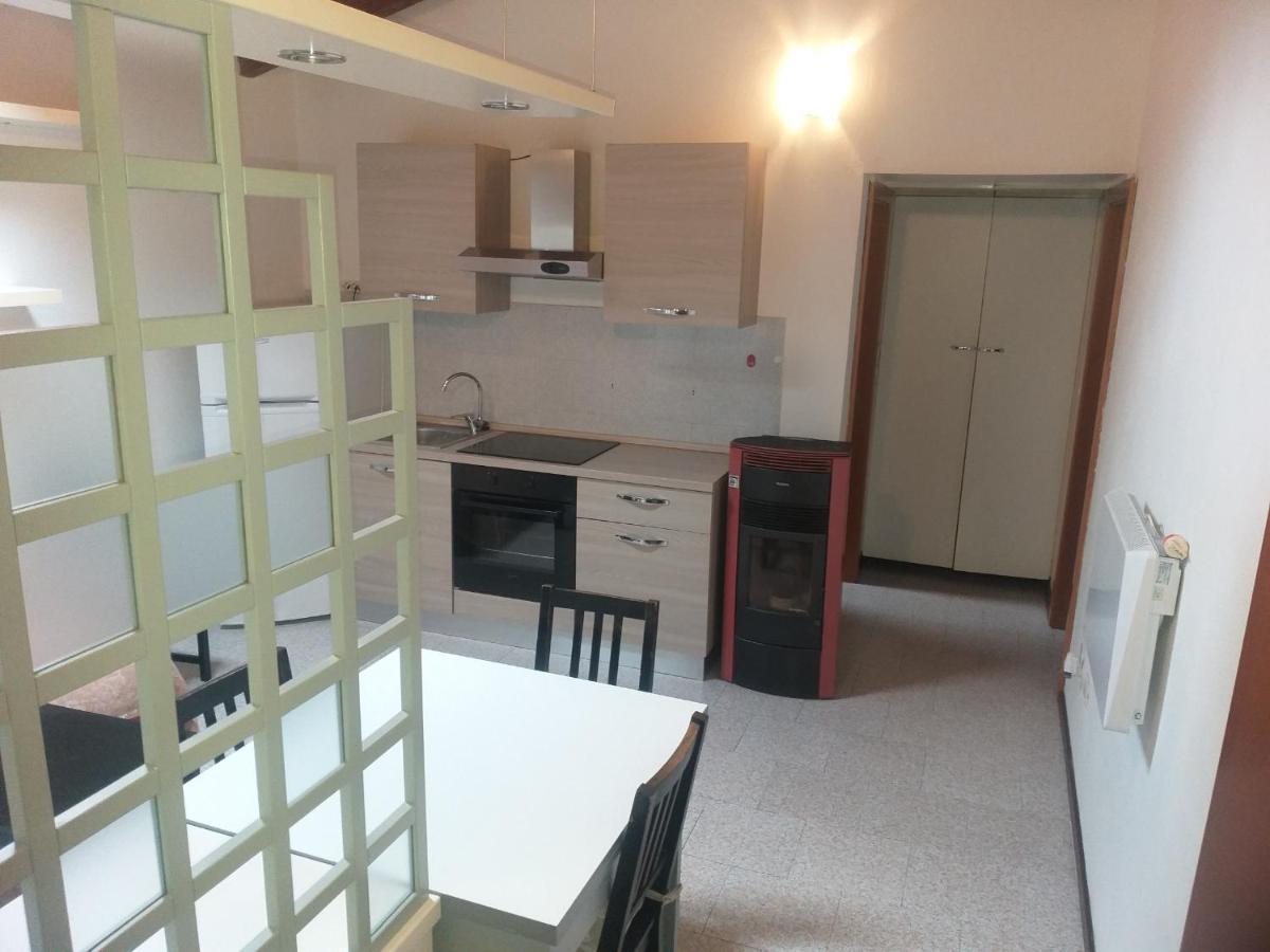 SleepinGarda Apartment Tenno Bagian luar foto