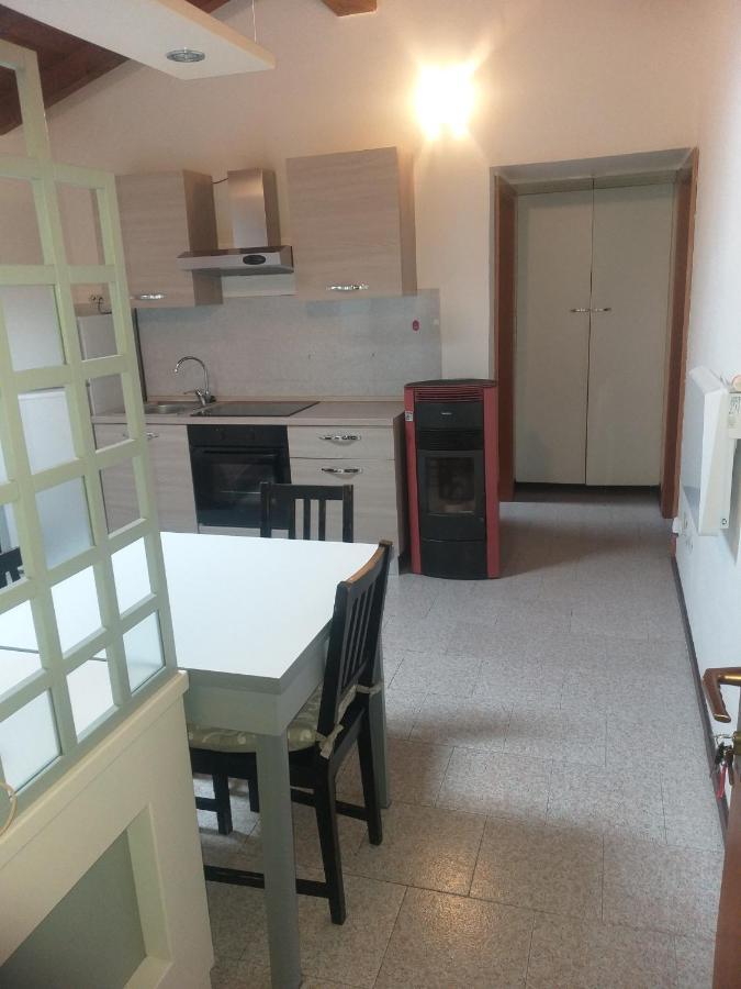 SleepinGarda Apartment Tenno Bagian luar foto