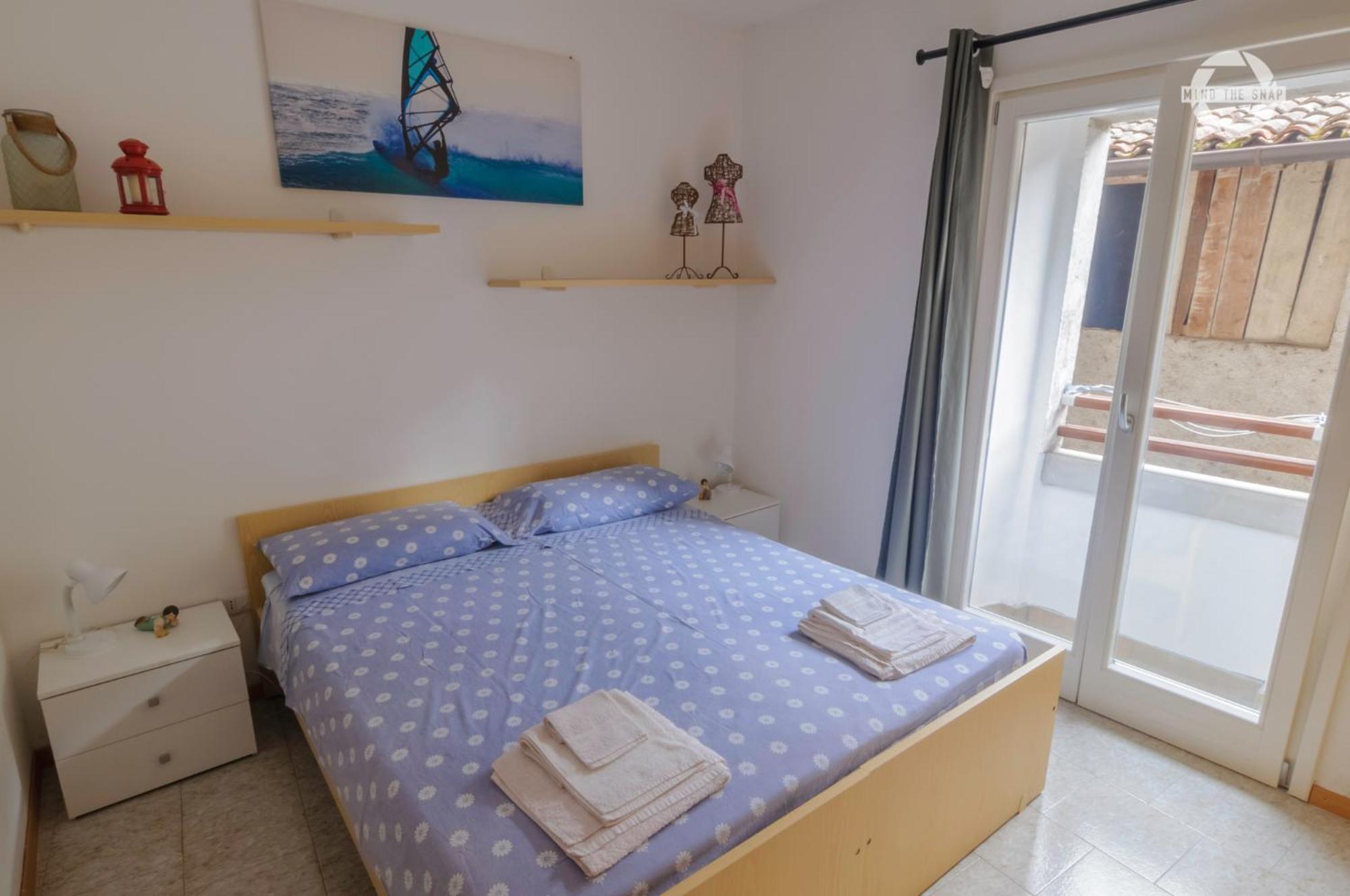 SleepinGarda Apartment Tenno Bagian luar foto