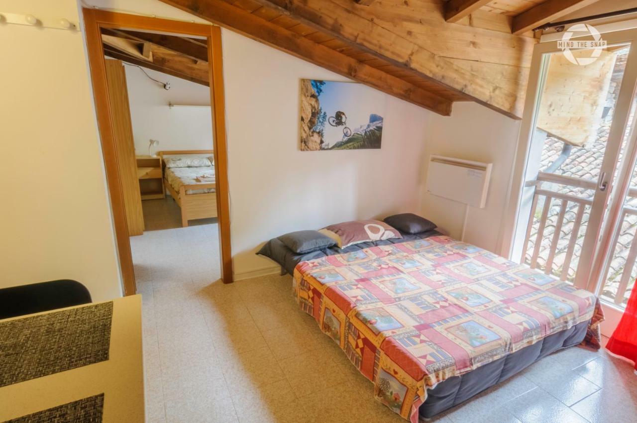 SleepinGarda Apartment Tenno Bagian luar foto